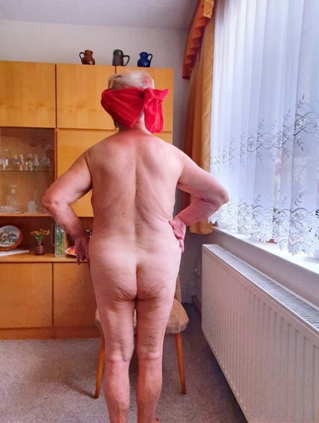 old granny tits best pictures