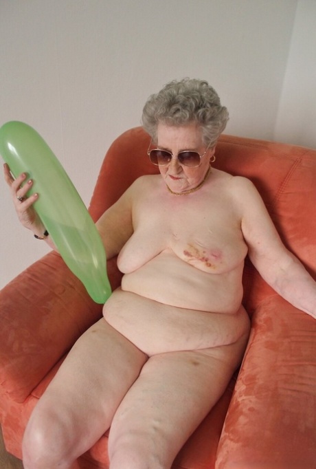 granny big boobs beautiful porn pic