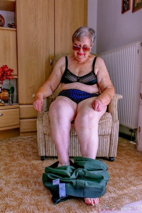 granny big boobs free pic