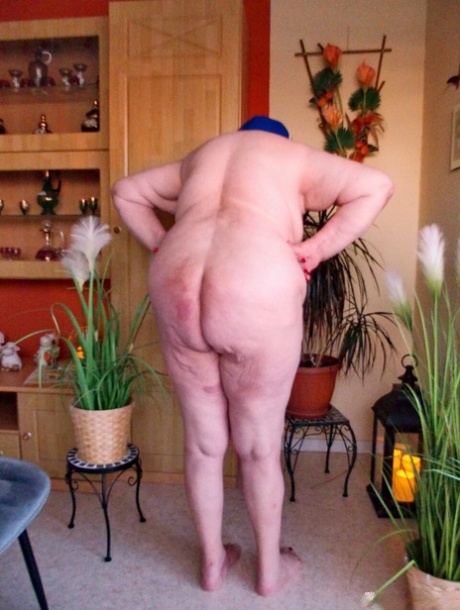fat ass granny sexy naked gallery