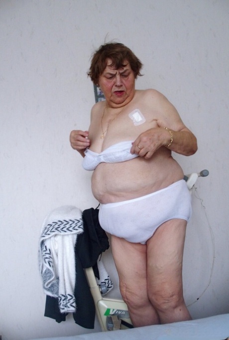 granny saggy tits art naked pictures