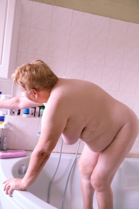 tlustá babička xxx hd img
