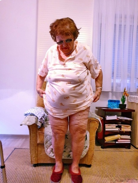 wrinkled granny sexy naked picture