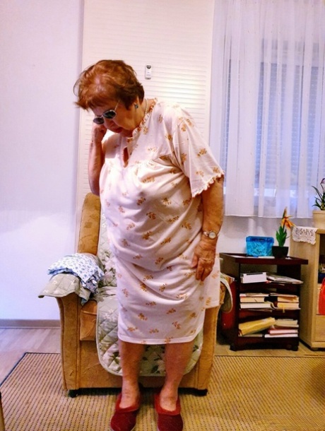 redhead granny beautiful porn pics