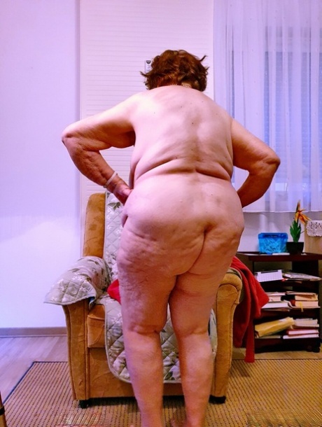big booty granny porno image