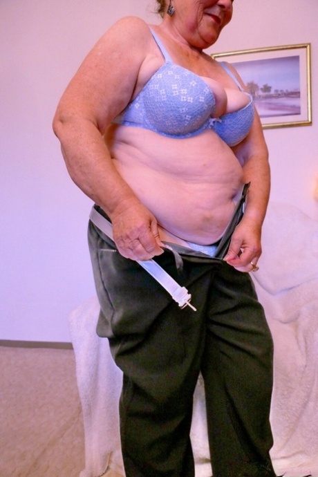 bbw granny naked img