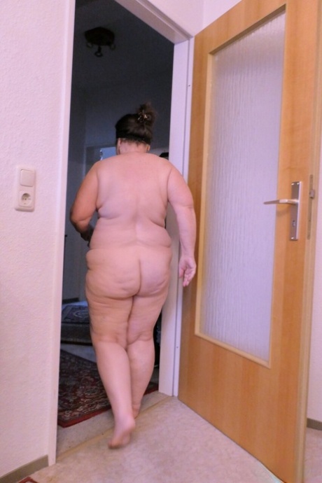 mollige oma naakten xxx foto
