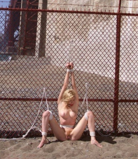 Sadie Belle model hd gallery
