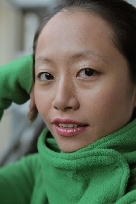 asiatiskt ansikte naken hd bild