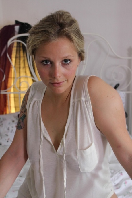 chubby babe beautiful pictures