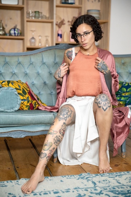 latina glasses pornos pictures