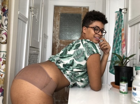 těhotná milfka sexy akty img