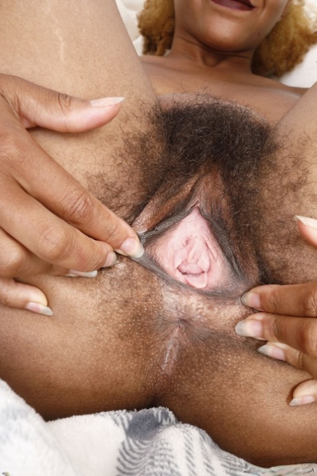 ebony pussy close up sexy pic