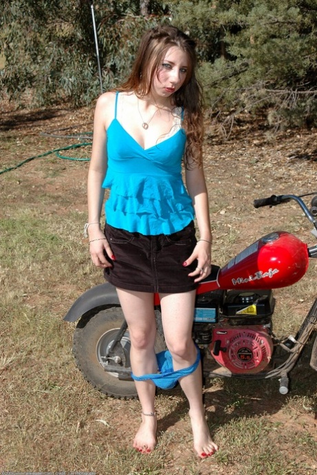 amateur outdoor sexy xxx picture