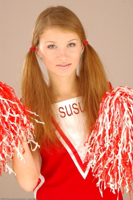 cheerleader beautiful naked galleries