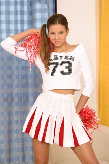 ponytail hot picture