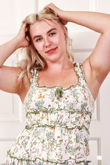 white bbw exclusive img