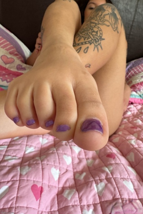 light skin ebony hot nude gallery