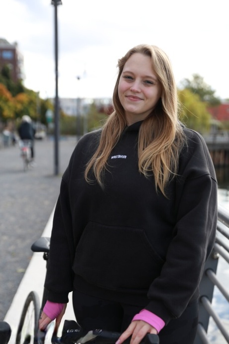 naturlig blond pornografisk bilder