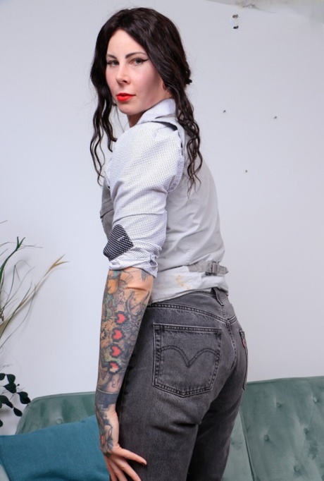 shemale jeans sexy img