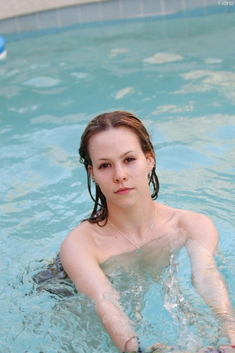 piscina pornográfico grátis galeria