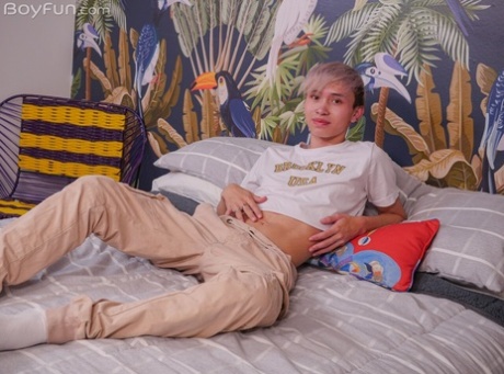 cute gay pretty photos