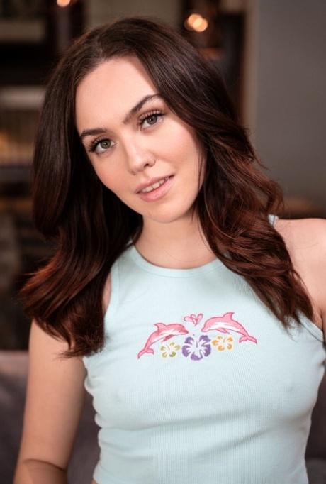 Brünette Mama top schöne bild