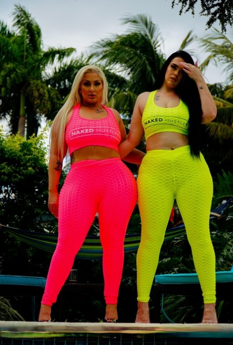 bbw lesbian free photos