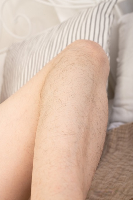 figa molto pelosa nudo pornografico archivio