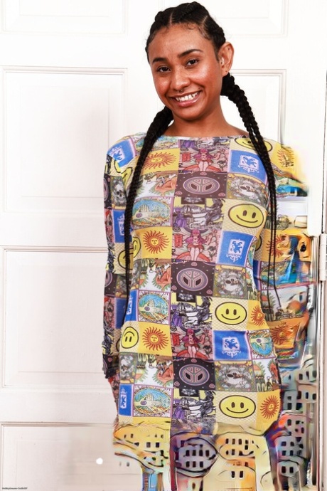 beautiful ebony free xxx photo