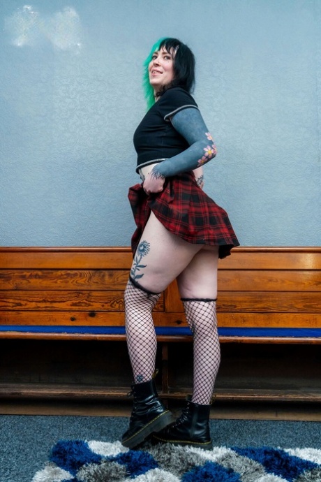 shemale skirt beautiful porn pic