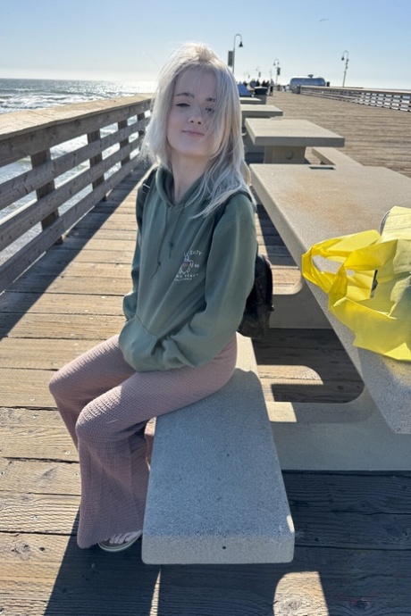 Amateur-Freundin heiße freie bilder