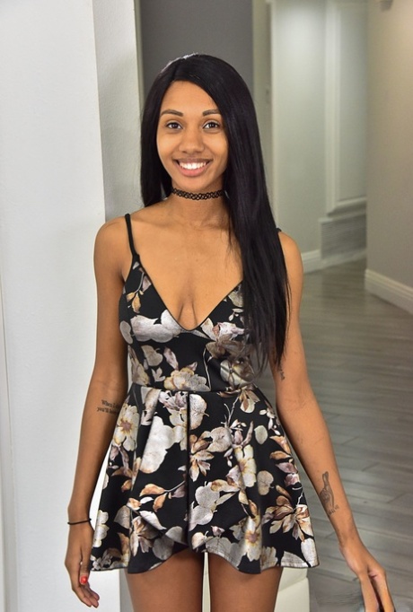 Alexis Avery star free gallery