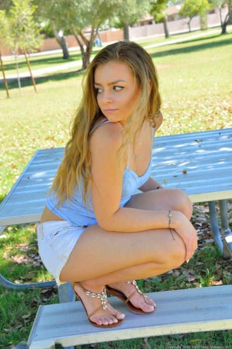 adolescent italien jolie adulte des photos