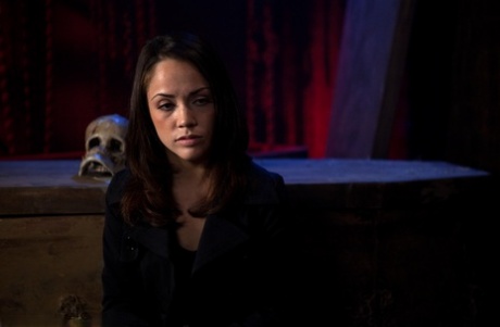 Elise Graves sexy actress archive