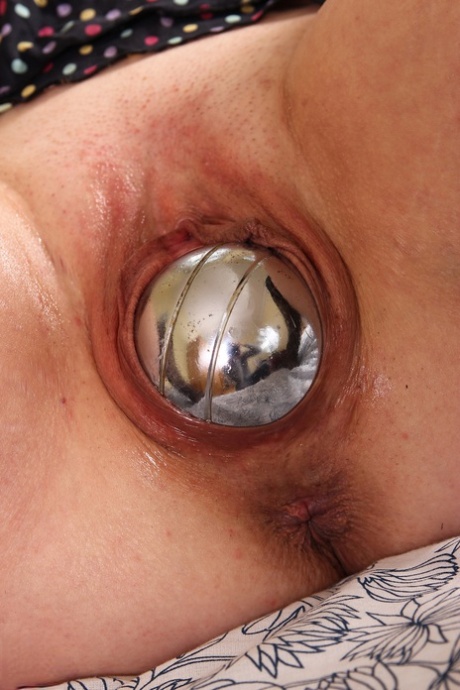 mature pussy close up adult img