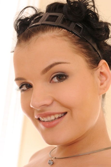 Baby Nicole exclusive actress image