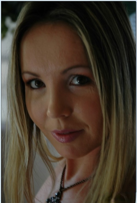 twarz milf erotyczne galeria