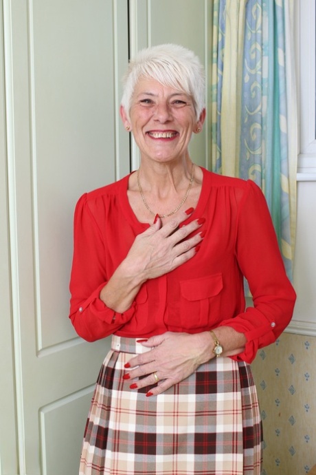 abuela de pelo corto bastante alta calidad recopilación
