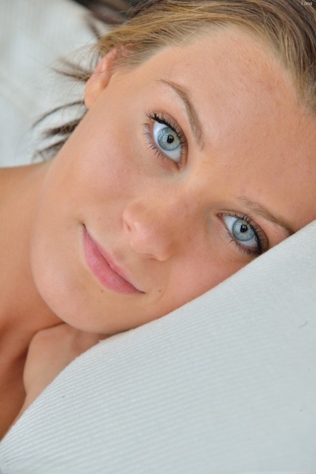 pretty face hot xxx photo