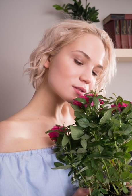 Lilly Mai model sex images
