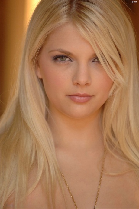 beautiful face hot sex picture