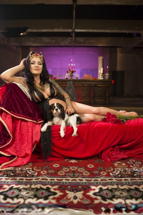 Lola Luscious beautiful actress images